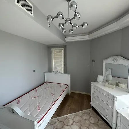 公寓 Luxury In 斯科普里