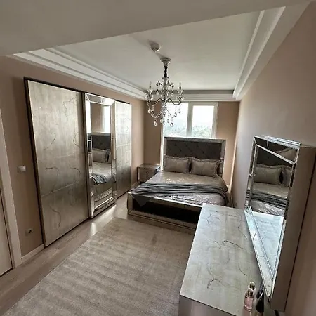 公寓 Luxury In 斯科普里
